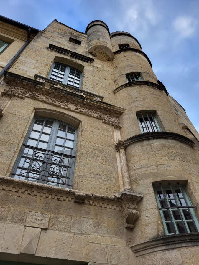 Uzes, Au Coeur Du Centre Medieval Le Logis Du Consul Un Bien D'Exception Du Xvieme Siecle Eksteriør billede