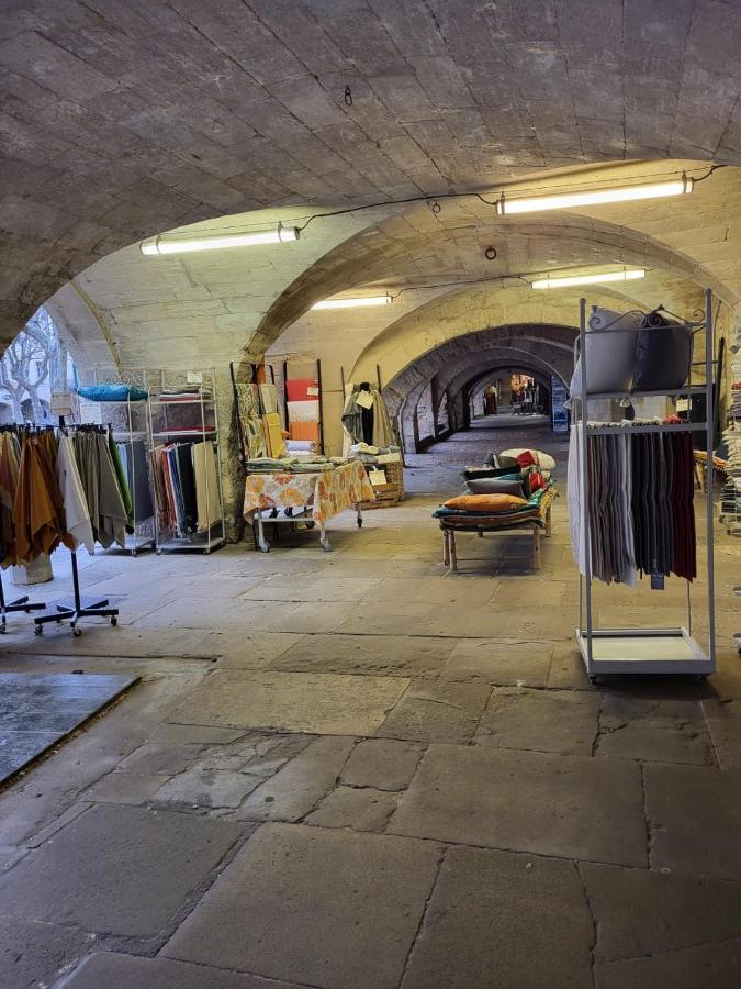 Uzes, Au Coeur Du Centre Medieval Le Logis Du Consul Un Bien D'Exception Du Xvieme Siecle Eksteriør billede