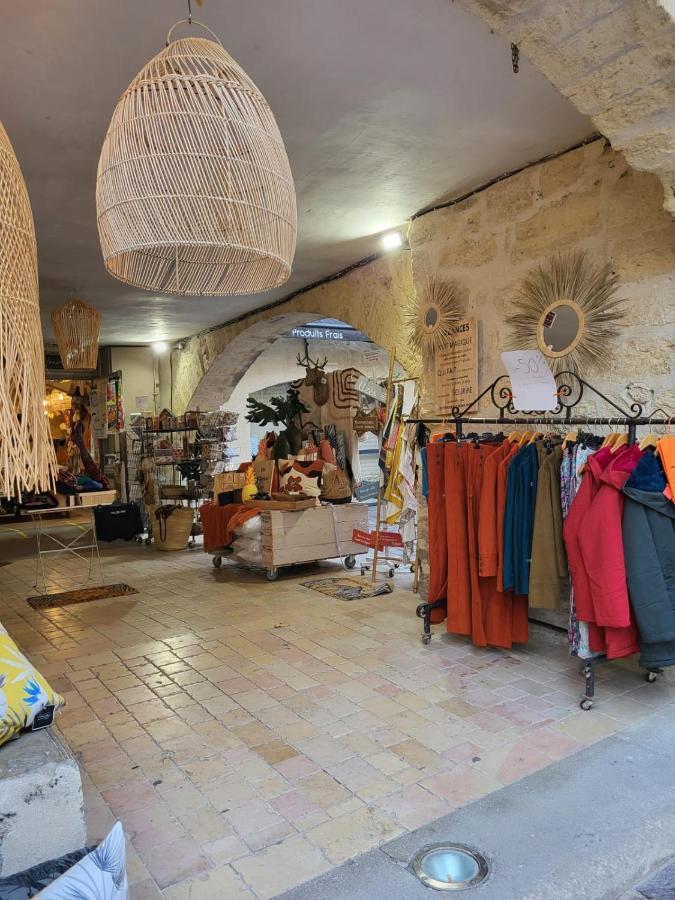 Uzes, Au Coeur Du Centre Medieval Le Logis Du Consul Un Bien D'Exception Du Xvieme Siecle Eksteriør billede