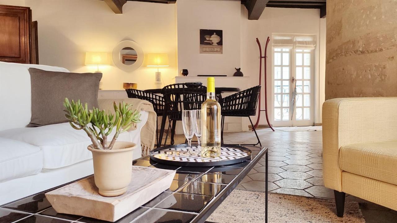 Uzes, Au Coeur Du Centre Medieval Le Logis Du Consul Un Bien D'Exception Du Xvieme Siecle Eksteriør billede